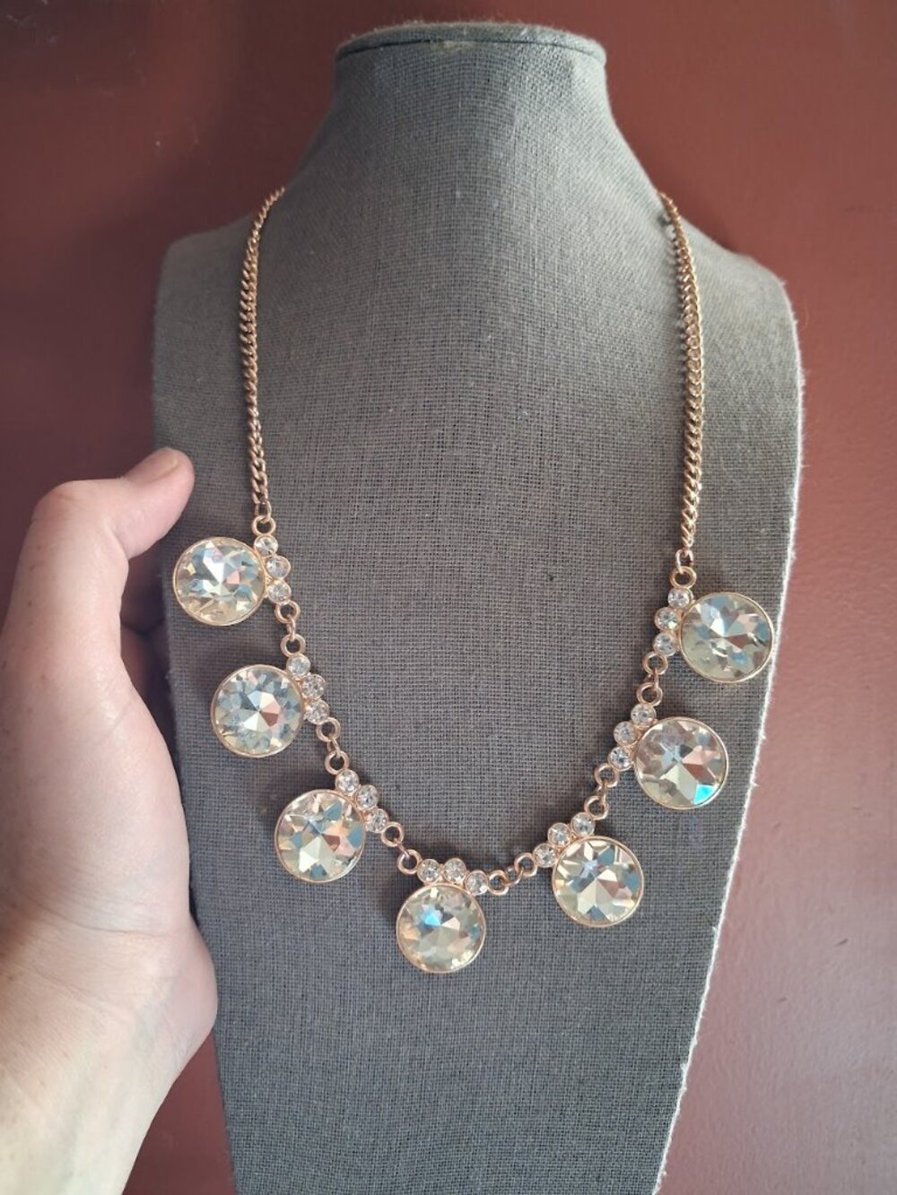 18 inch Sparkly Statement necklace